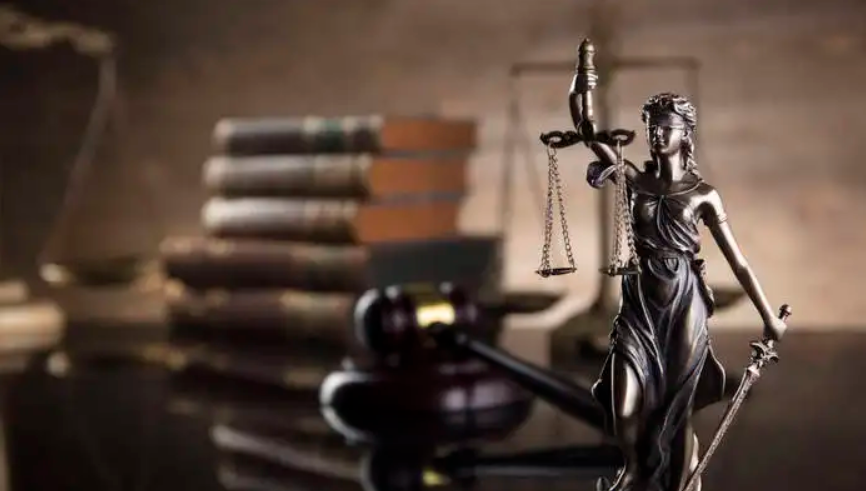 8000多名老人被騙7億養(yǎng)老金!巨額詐騙會被判多久